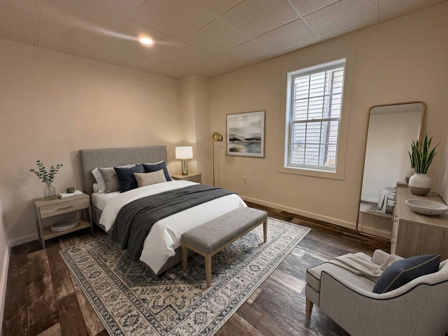 Lebanon Apartment: 324 N 11th Street