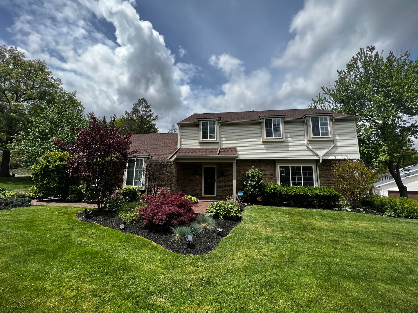 Hershey House: 75 Plymouth Circle