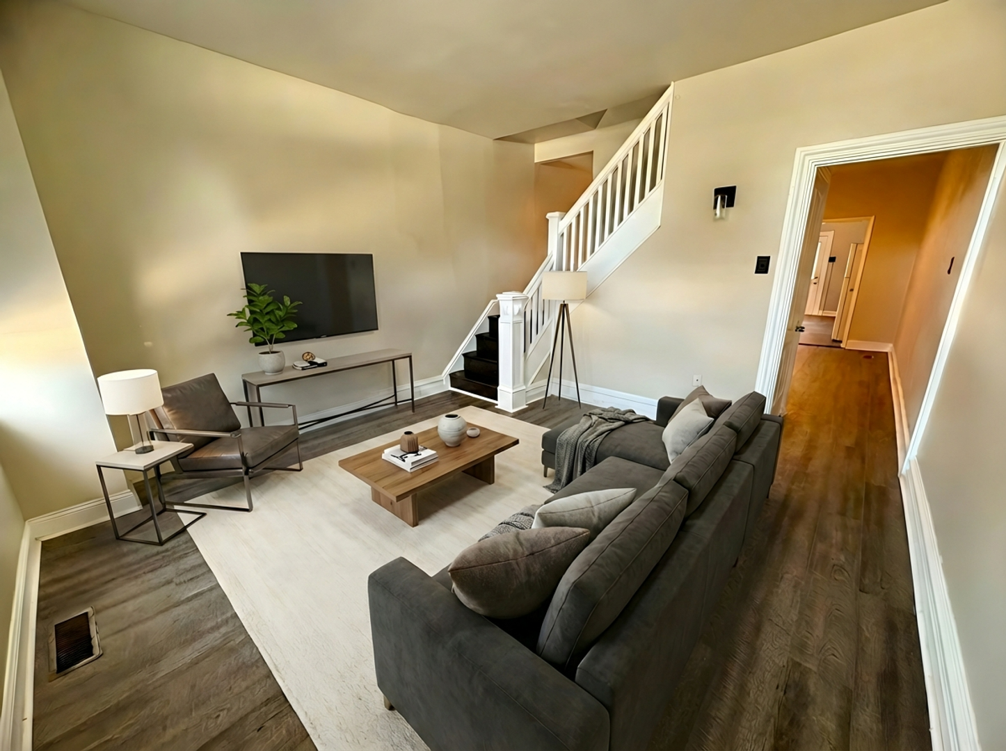 Harrisburg House: 1303 N 2nd St