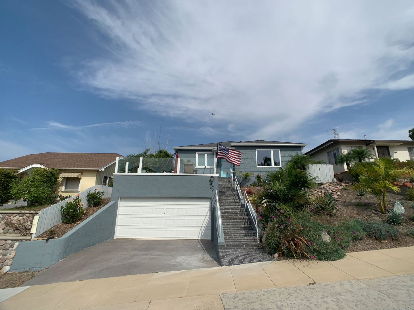 San Diego House: 4462 Santa Monica Avenue