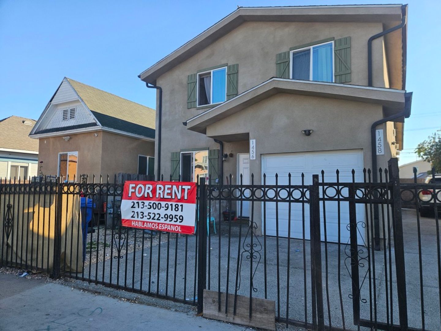 LOS ANGELES Apartment: 1456 E 23RD ST