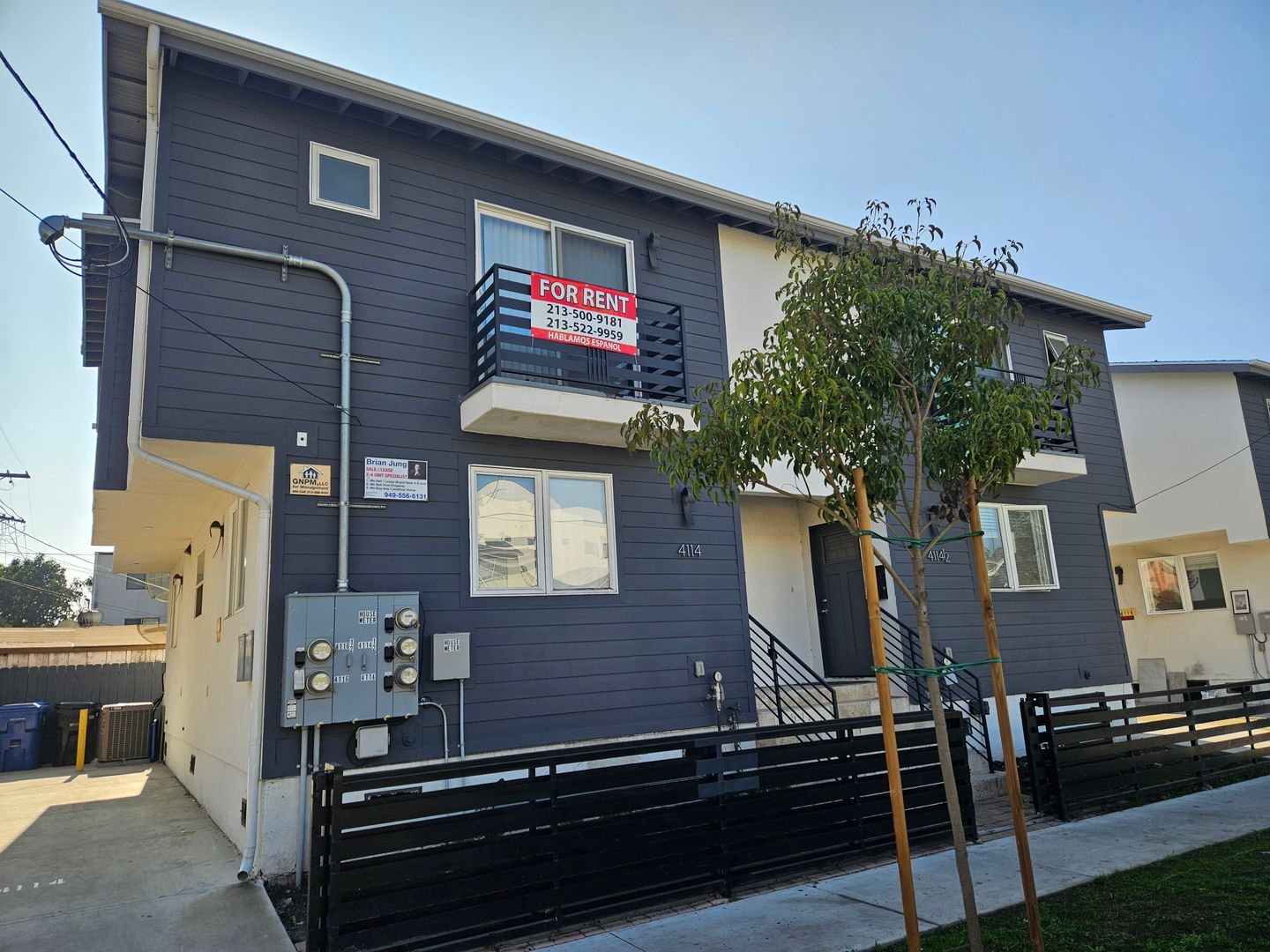 Los Angeles Apartment: 4114