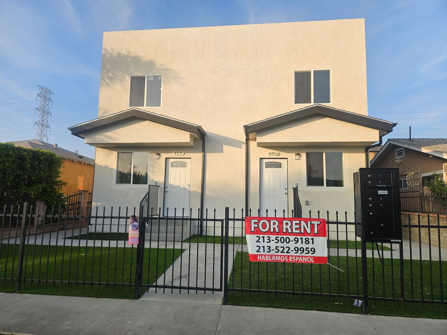 LOS ANGELES Apartment: 409 E 99TH ST