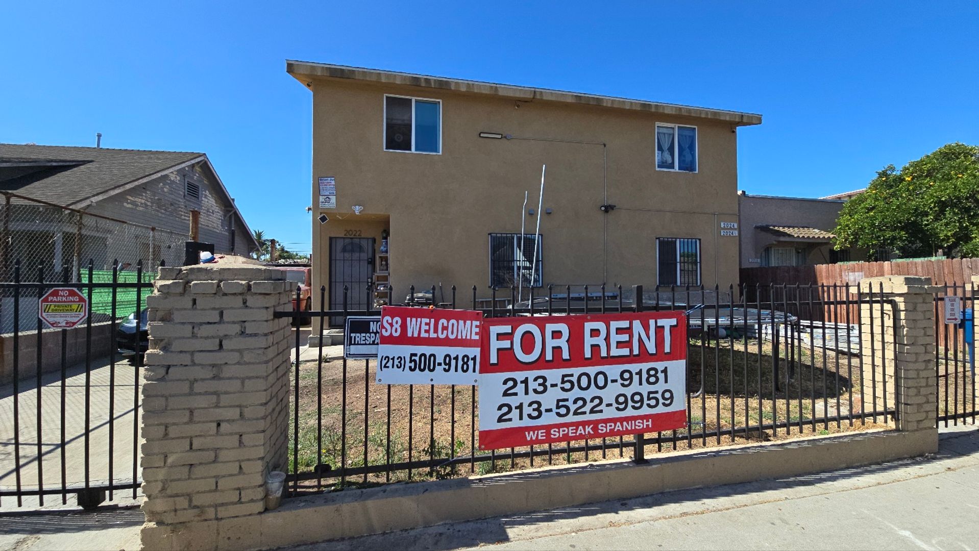 Los Angeles Apartment: 2022 E 74th St