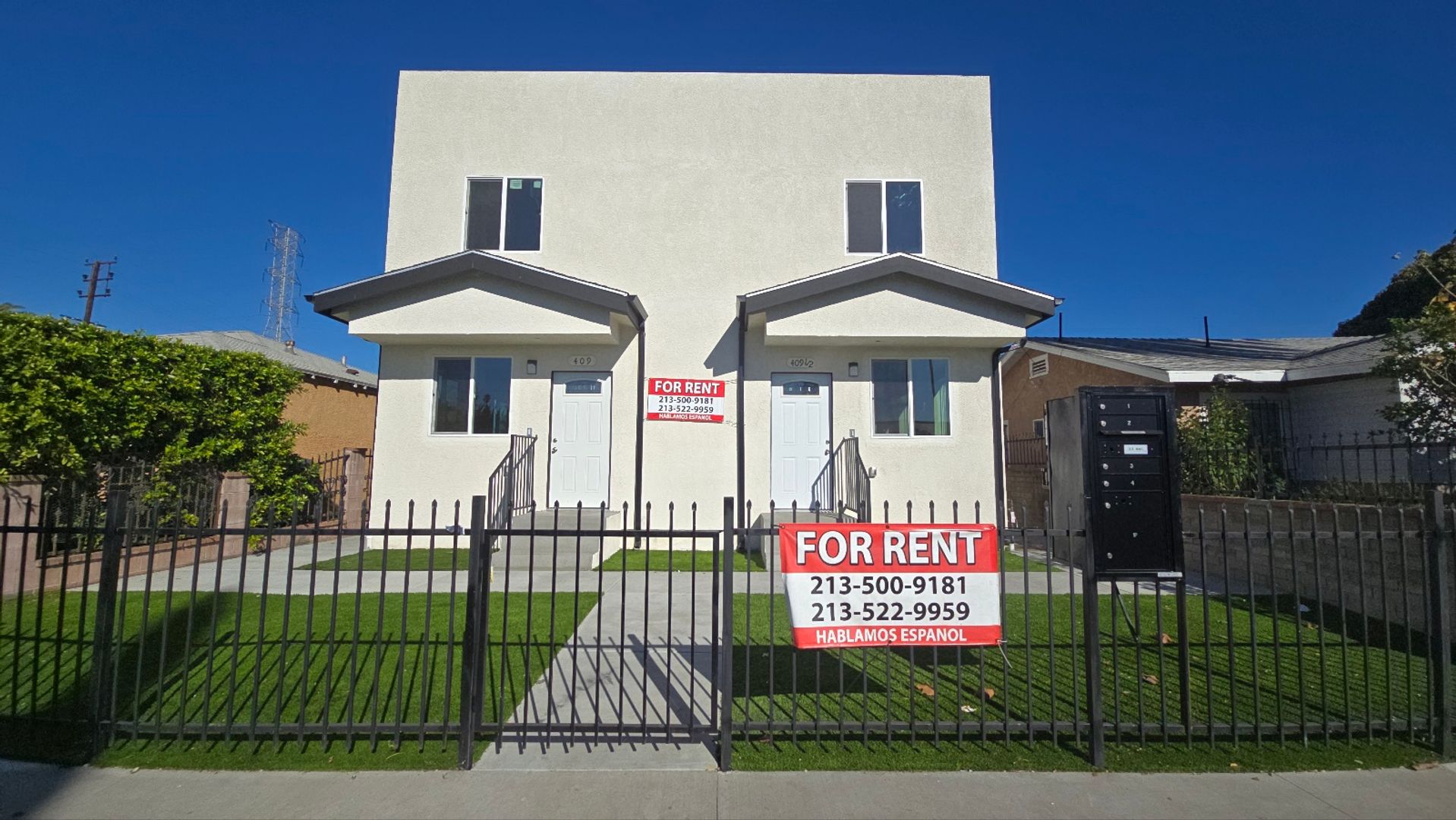 LOS ANGELES Apartment: 409 E 99TH ST