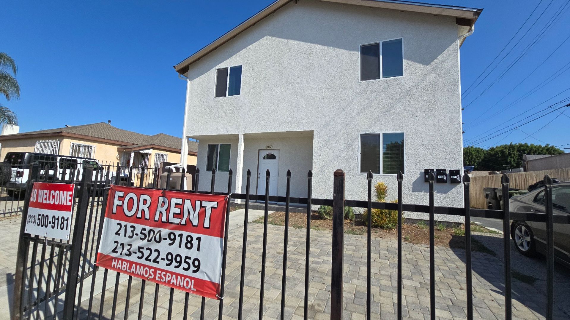 Los Angeles Apartment: 1019 E 84th Pl