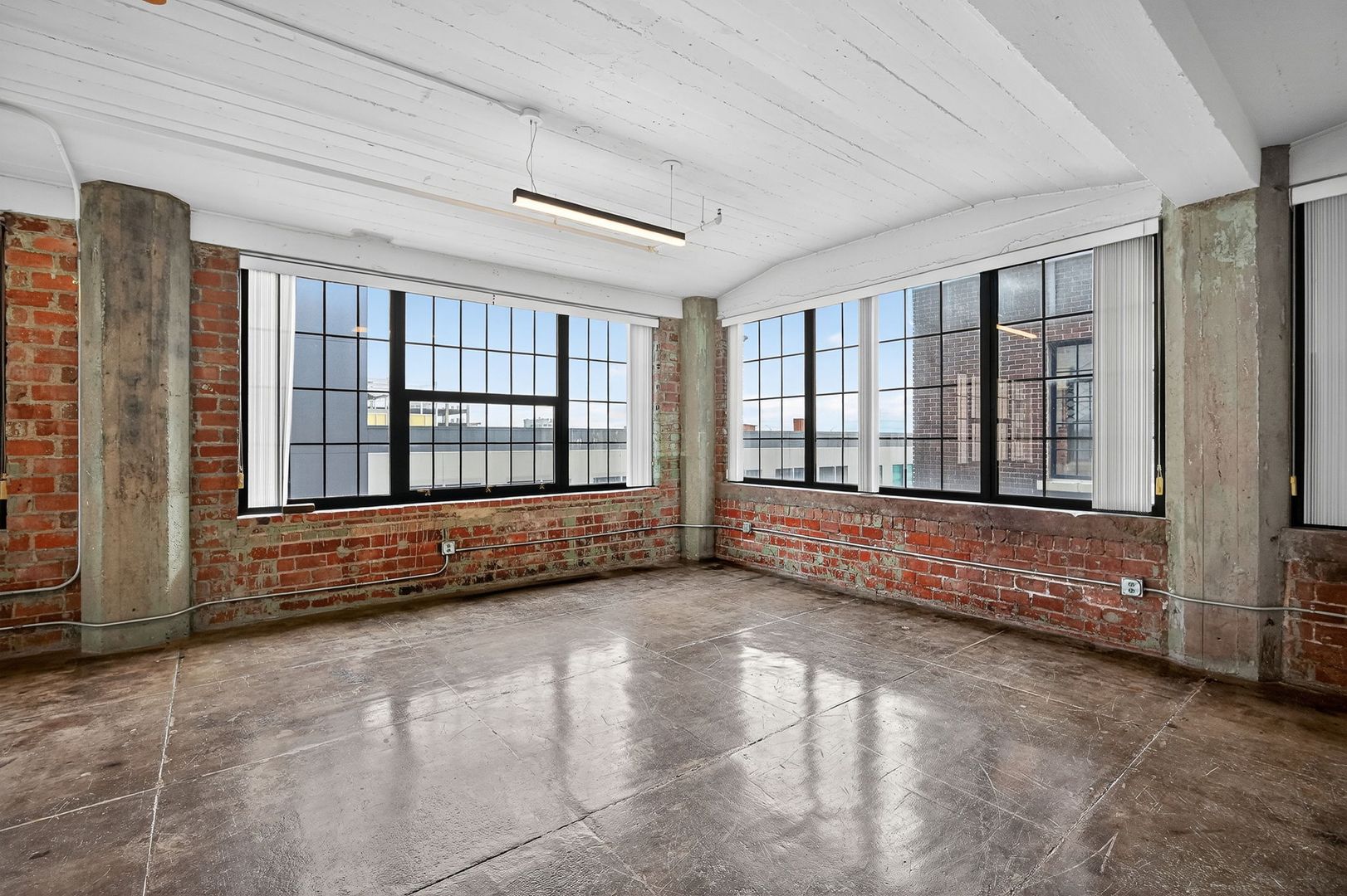 Des Moines Apartment: 110-112 10th Street