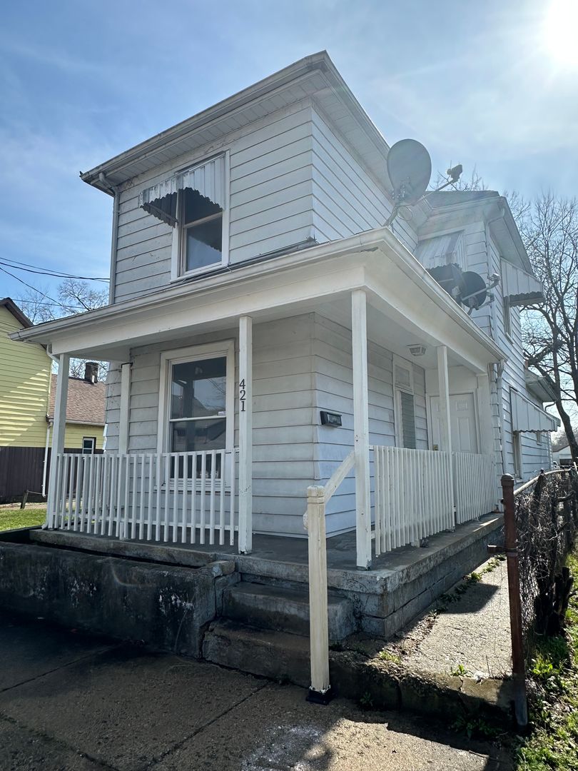 Hamilton House: 421 Long Street