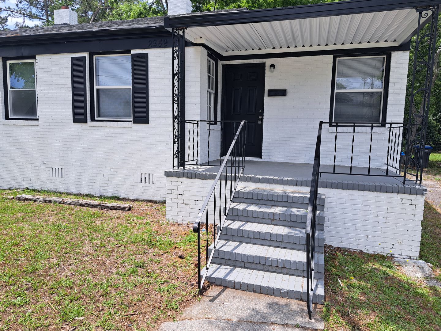 Augusta House: 2949 Jefferson Street