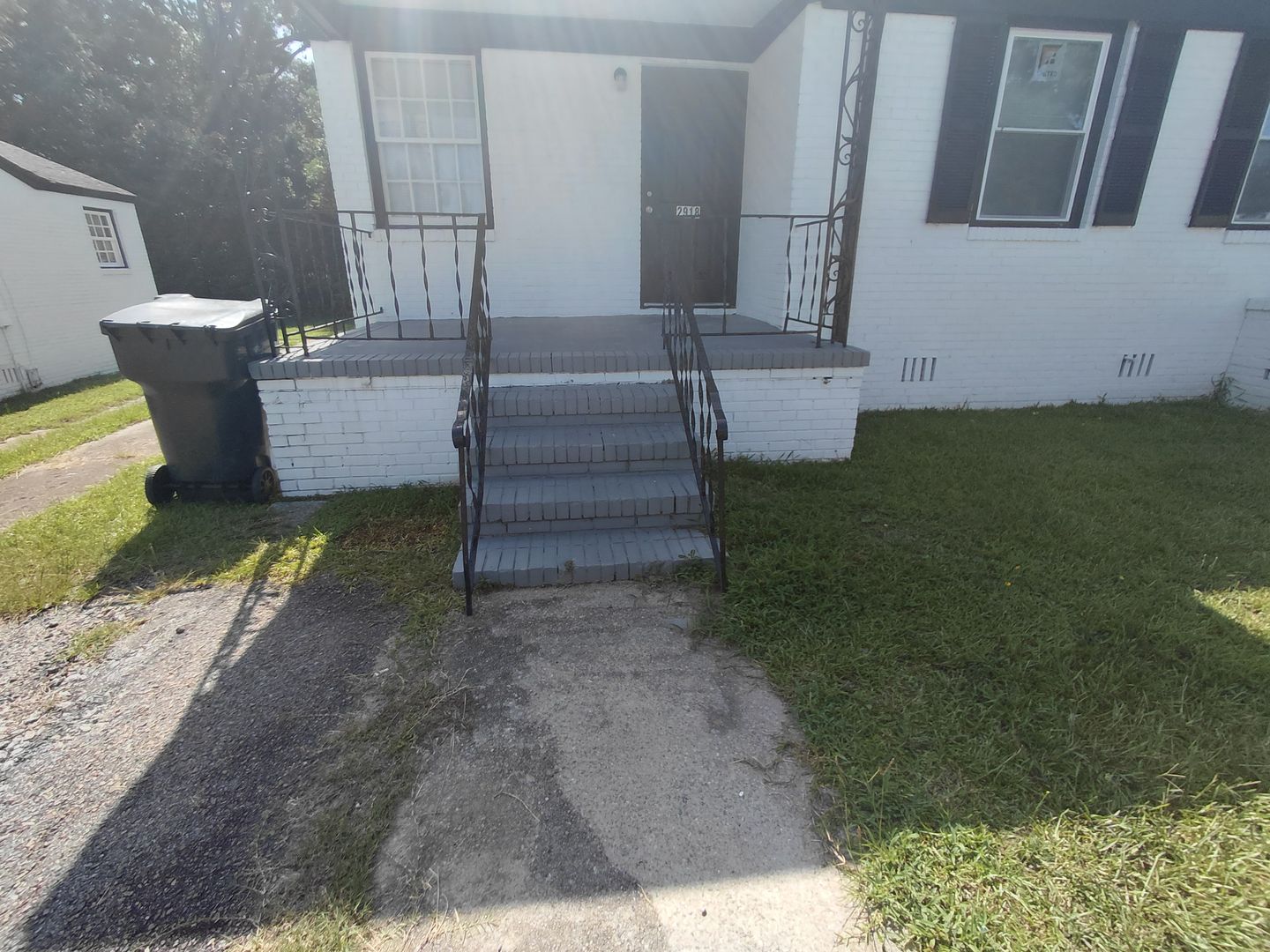 Augusta House: 2918 Jackson Street