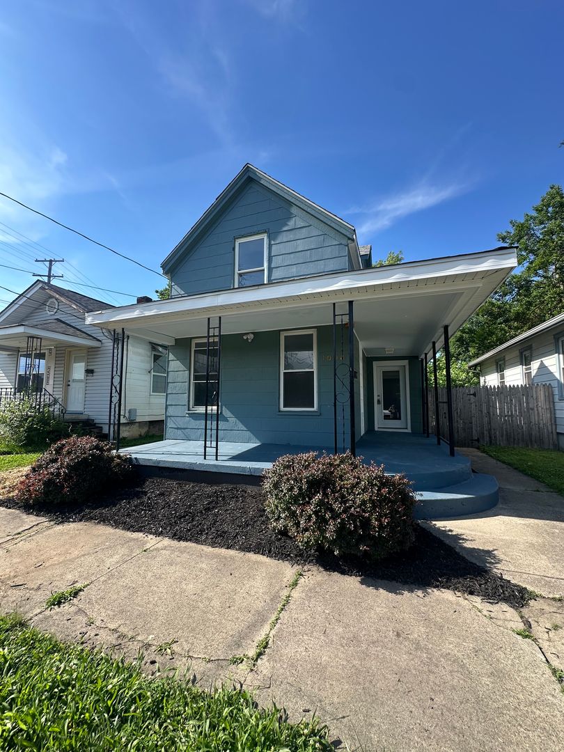 Hamilton House: 1008 Fairview Ave
