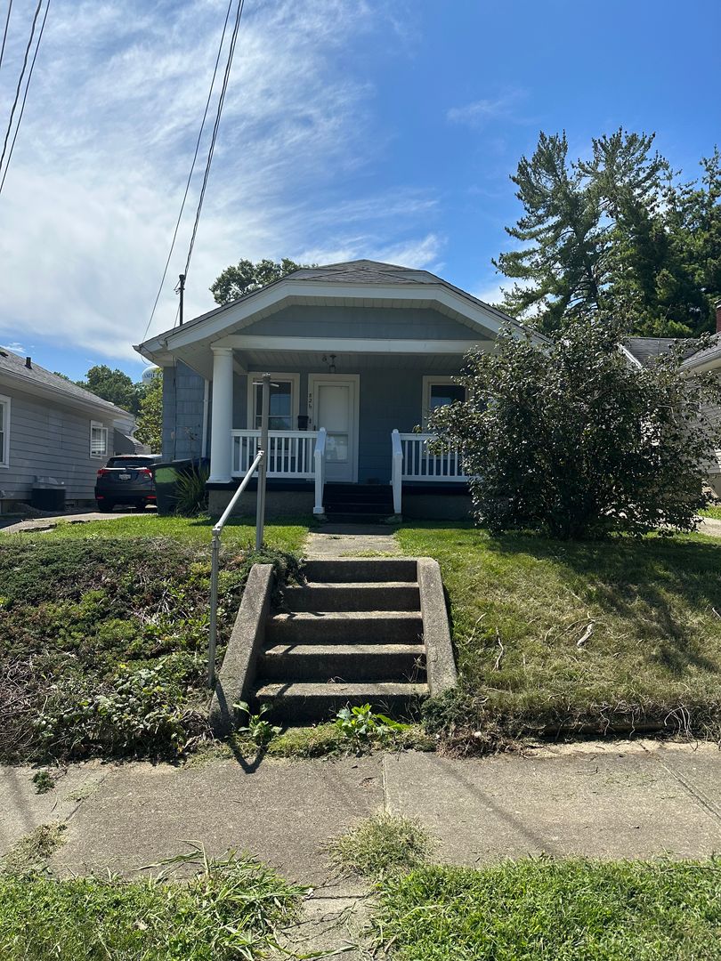 Hamilton House: 826 Millikin Ave