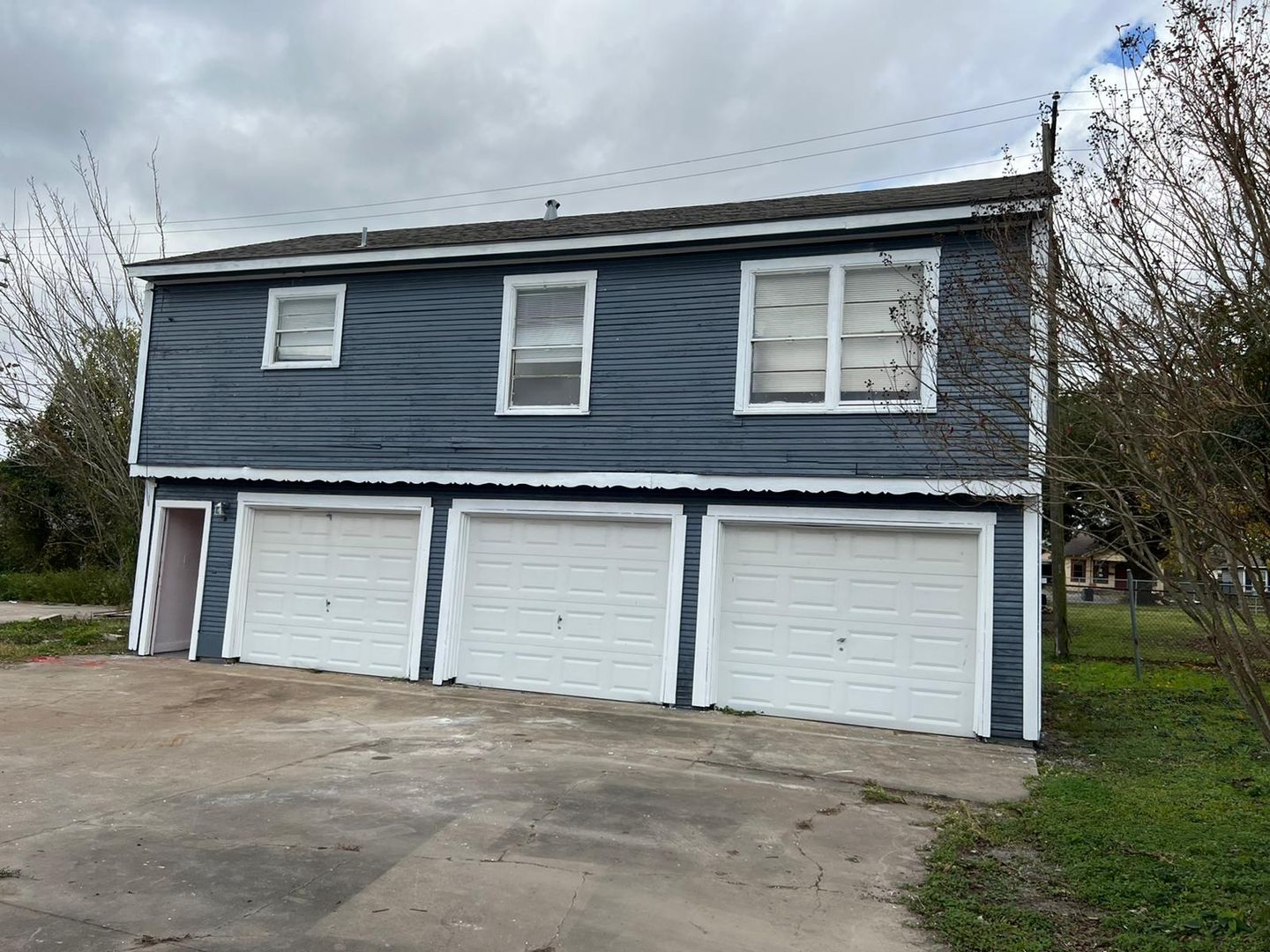 Port Arthur Apartment: 4019 Procter St