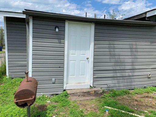 303 Harlem St, Sweeney, TX 77480