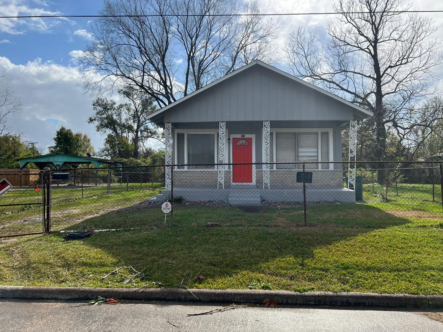 Beaumont House: 1030 Sherman St