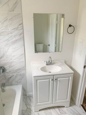 303 Harlem St, Sweeney, TX 77480