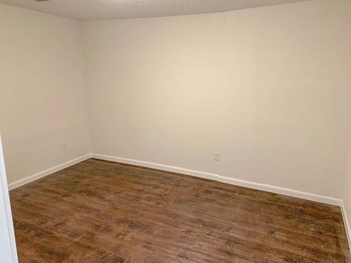 303 Harlem St, Sweeney, TX 77480