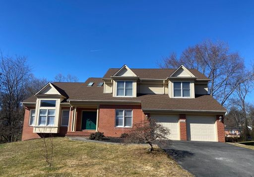 Spacious 5 Bedroom House in Ellicott City – photo 1