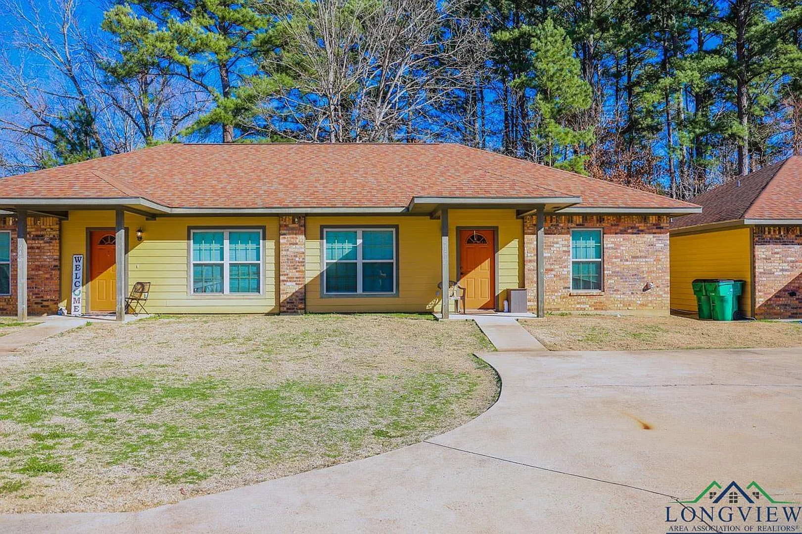 Longview Apartment: 1120 Creekwood Ln
