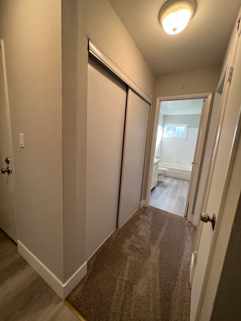 Castro Valley Apartment: 2300 Regent Way