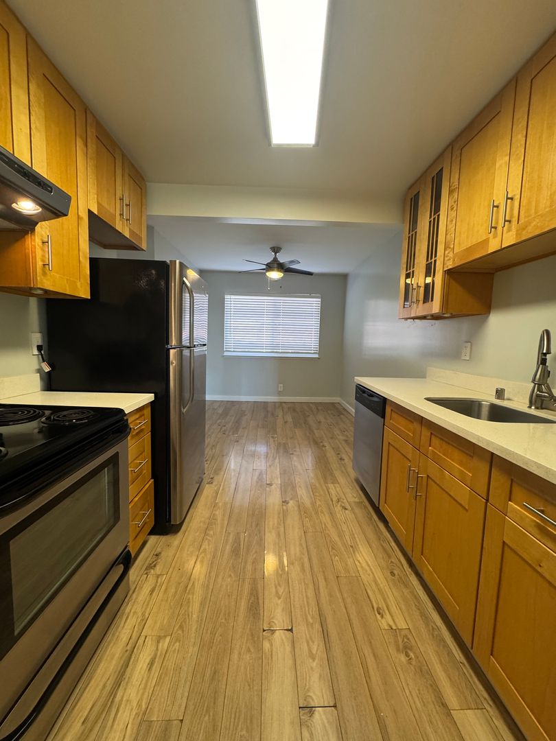 Castro Valley Apartment: 2300 Regent Way