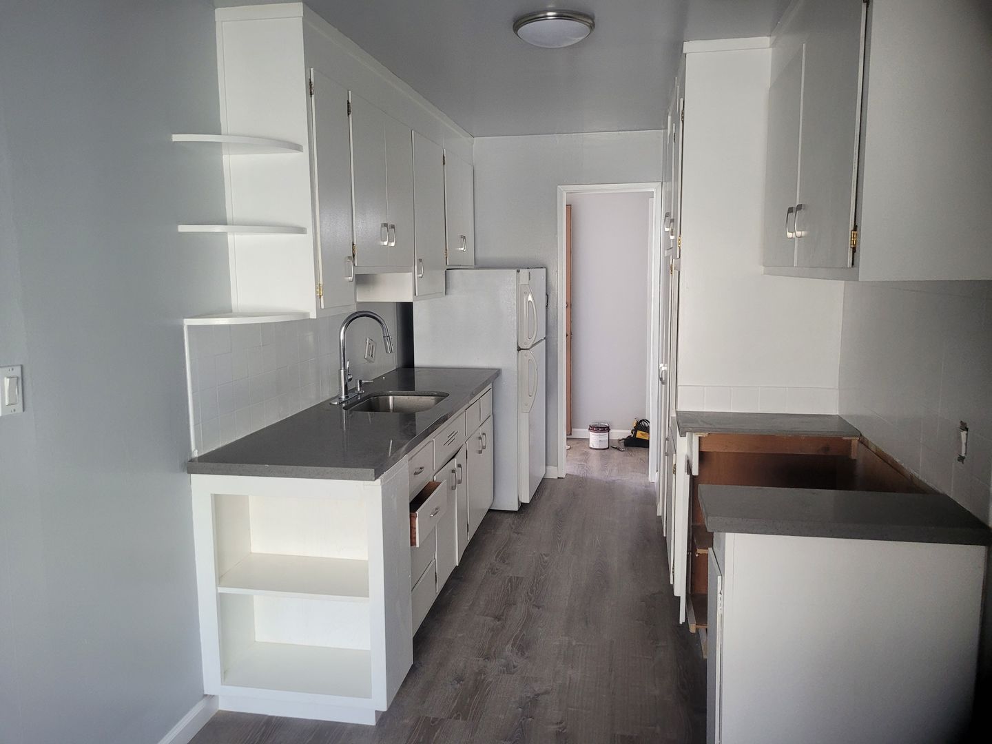 Oakland Apartment: 260 Lee Street