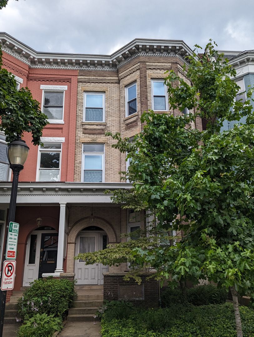 Richmond Apartment: 1609 W Grace St