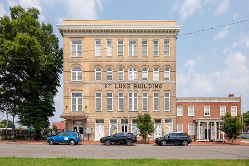 2 Bedroom Apartment in Historic Landmark Building ***Available Early August 2026*** – photo 1