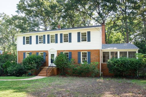 Large 5 Bedroom Home in Bon Air ***Available Mid August***