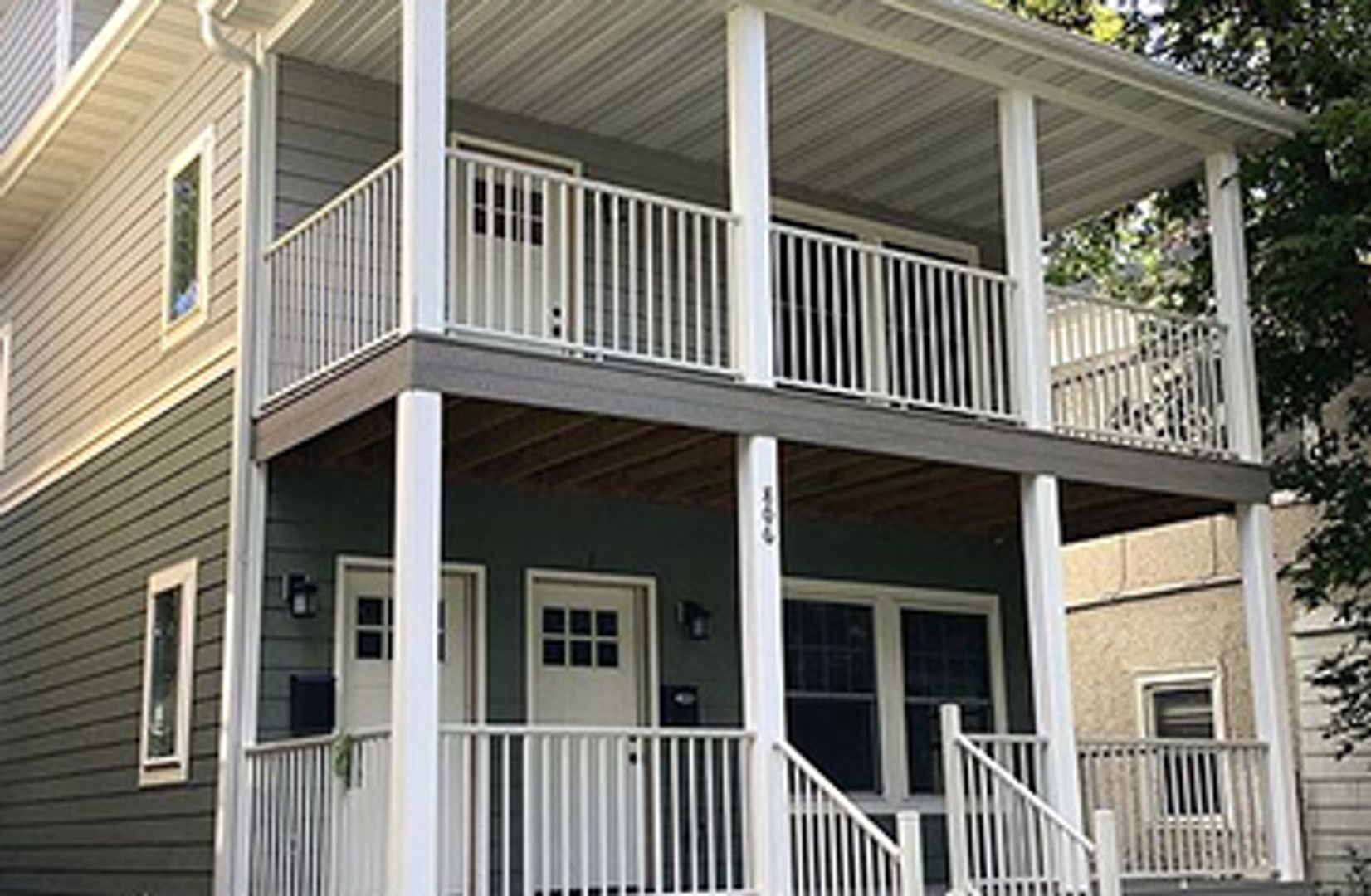 Minneapolis Apartment: 806 12th Ave SE