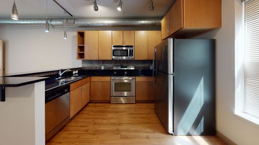 3 Bed 2 Bath Rental at 1015 4th St SE #102, Minneapolis, MN – photo 1