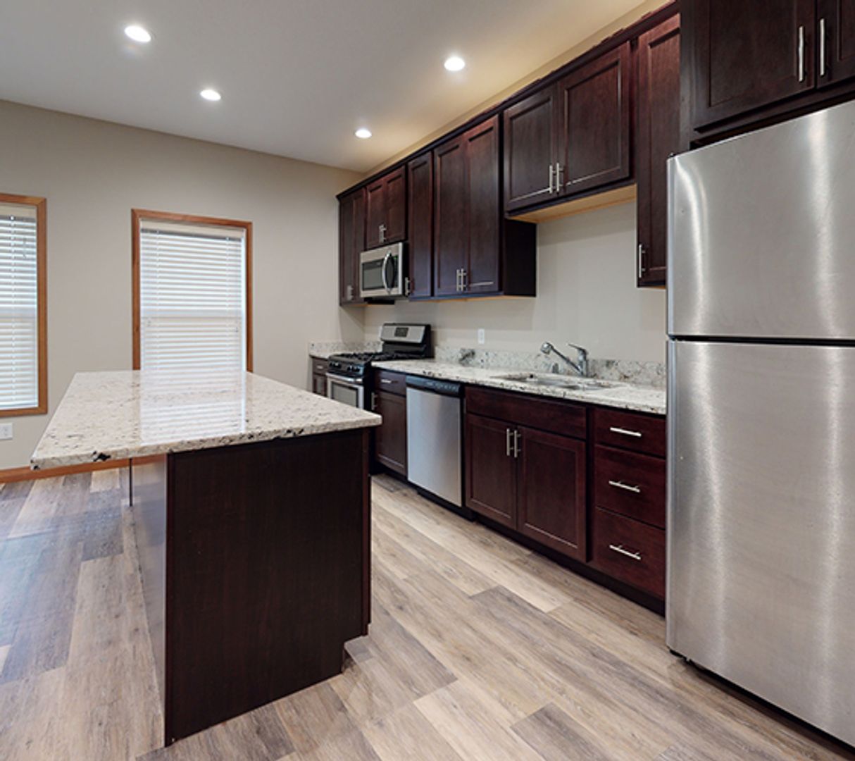 Minneapolis Apartment: 1200 - 1206 Como Ave SE