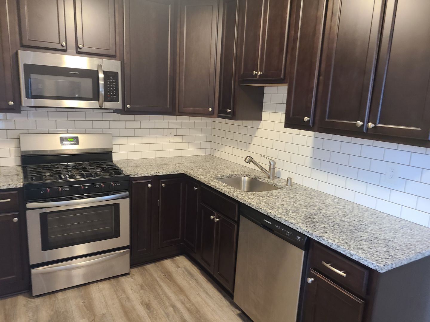 Minneapolis Apartment: 1621 Taylor St NE