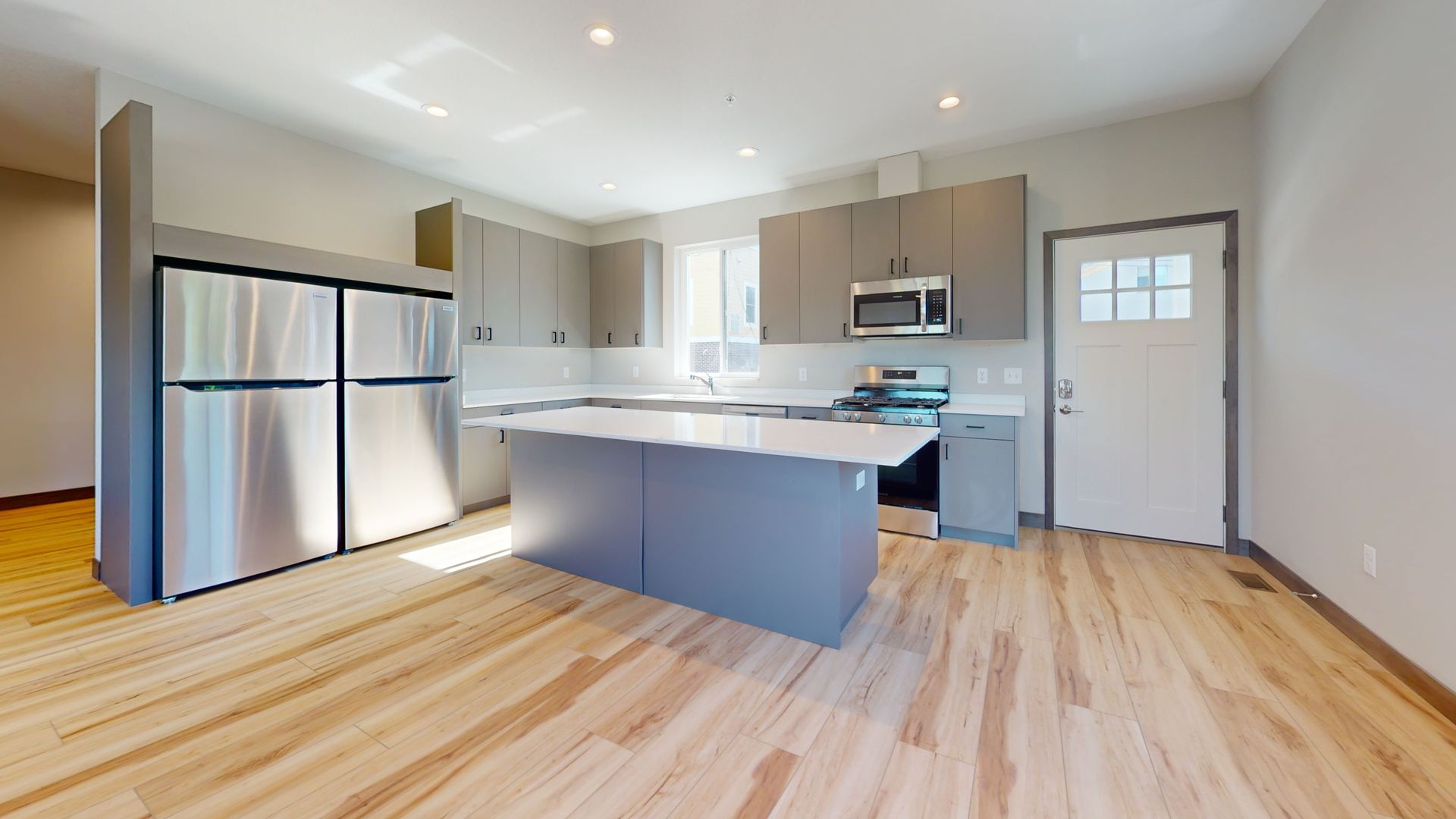 Minneapolis Apartment: 1328 - 1330 8th ST SE