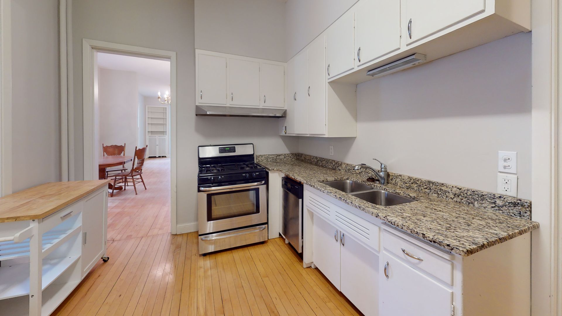 Minneapolis Apartment: 629 6th St SE