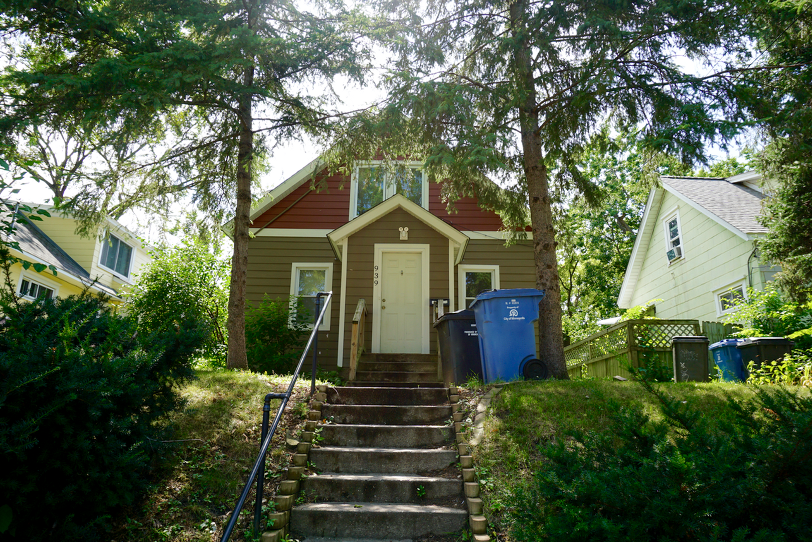 Minneapolis House: 939 Weeks Ave SE