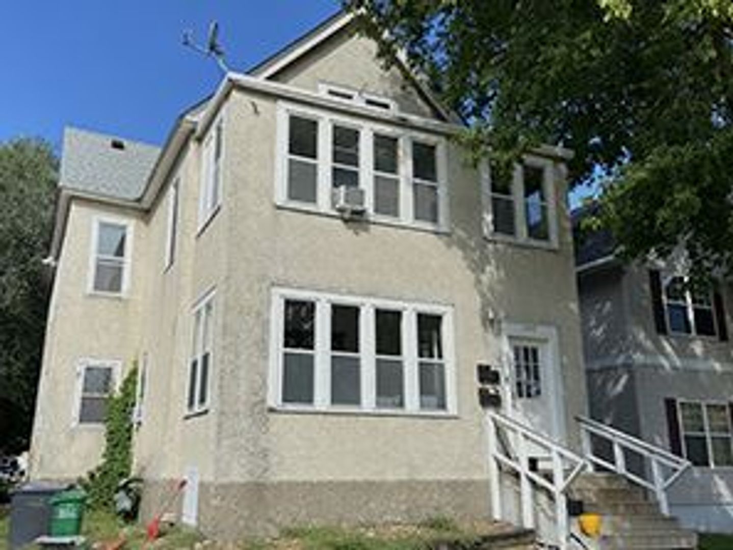 Minneapolis Apartment: 1109 17th Ave SE