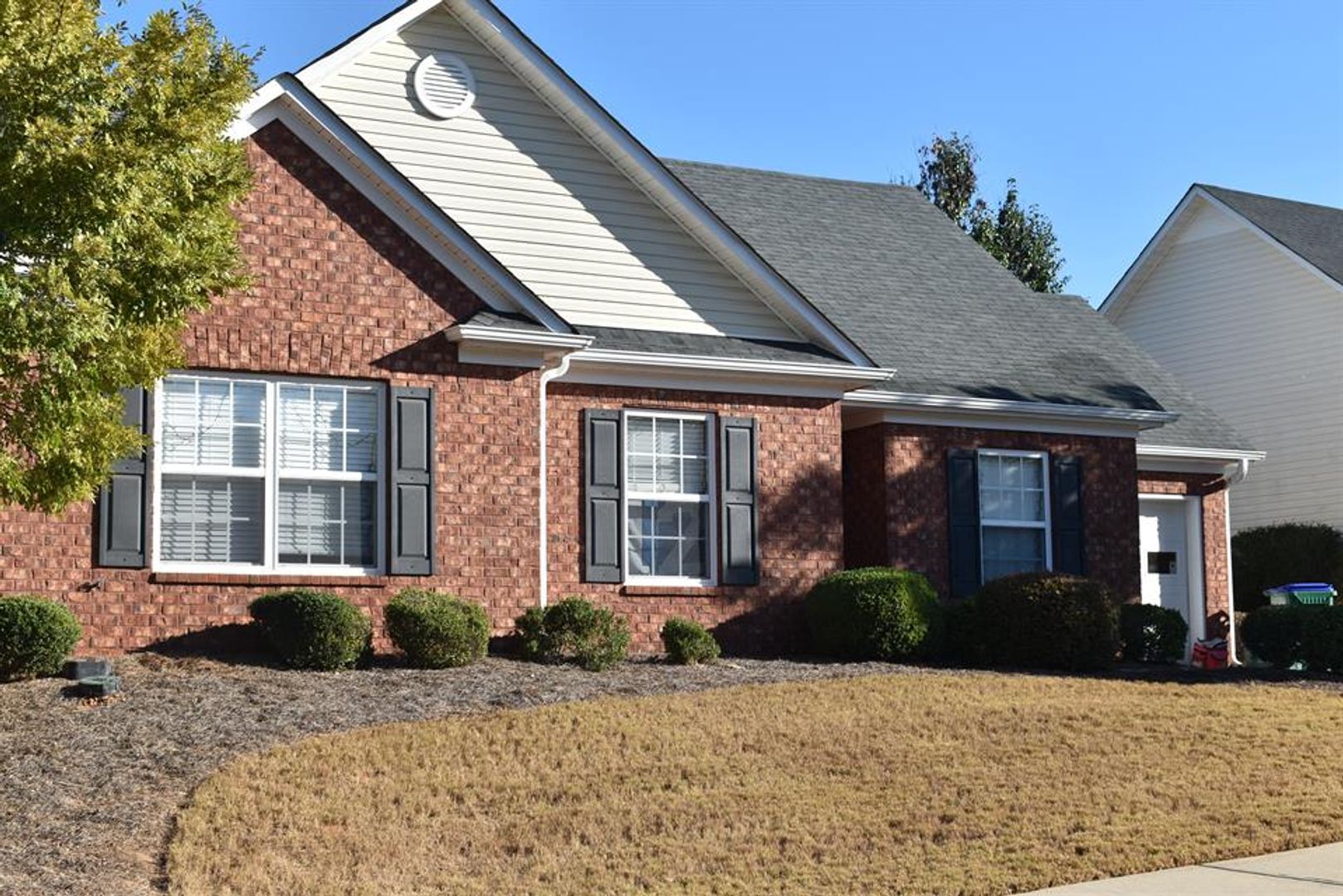 Athens House: 200 Cedar Rock Trace