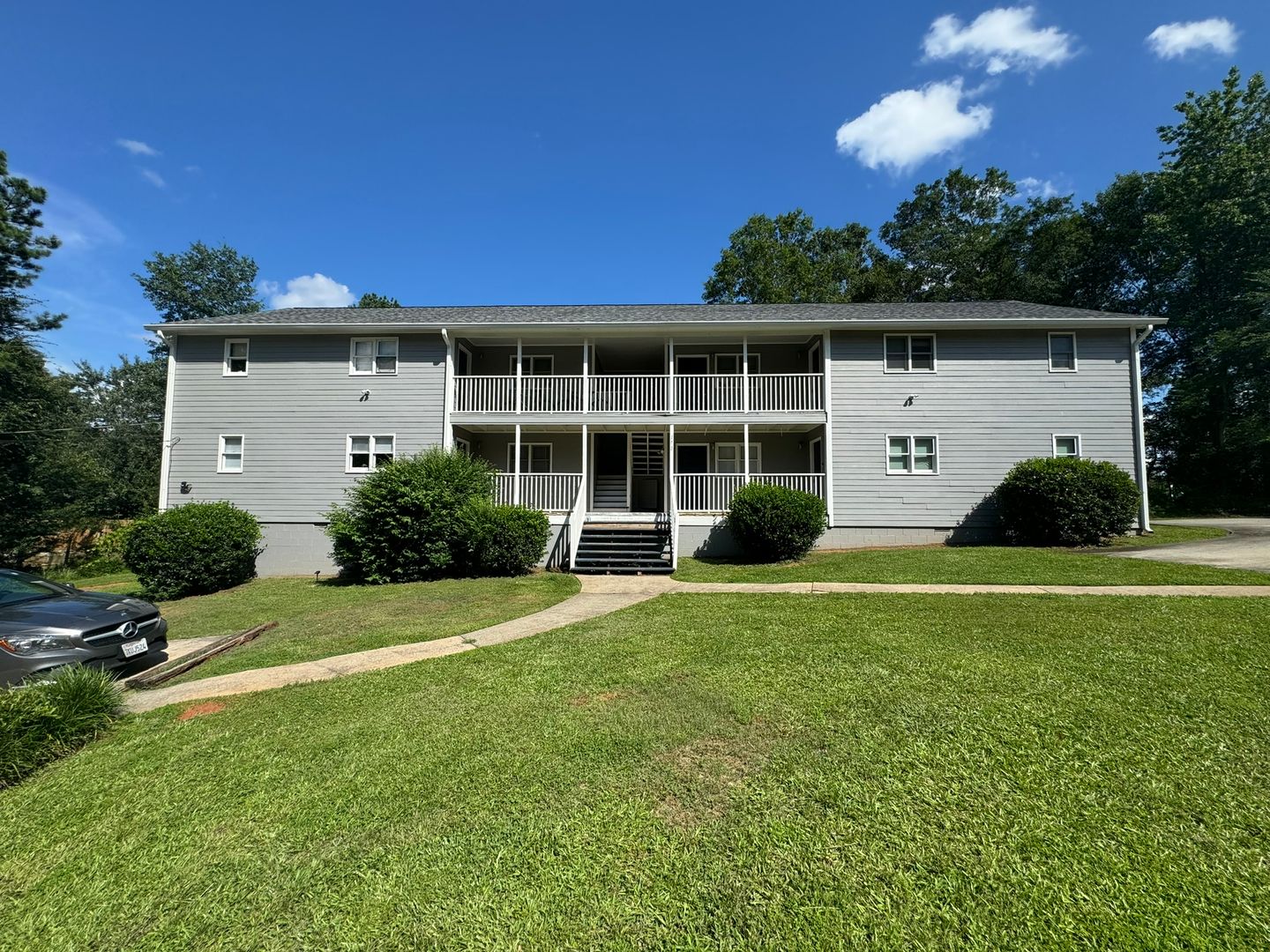 Athens Apartment: 170 Park Ridge Dr.