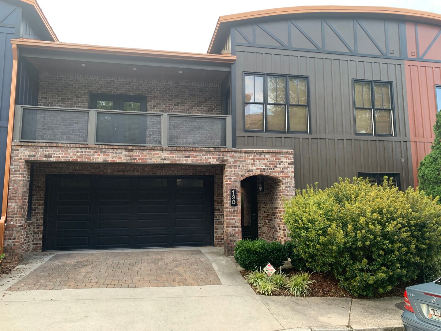 Athens House: 118 Ruth Drive