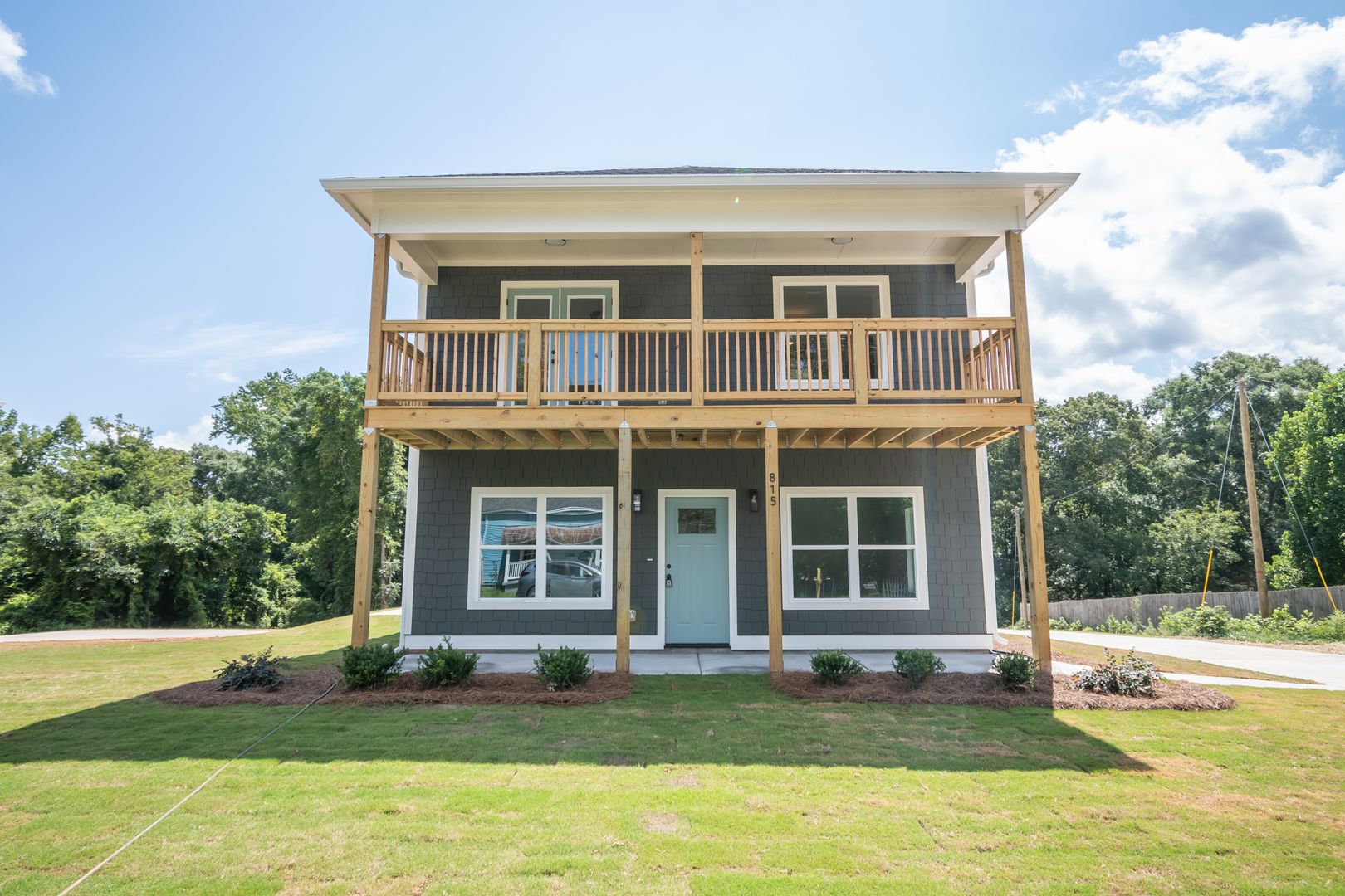 Athens House: 815 Whitehall Rd