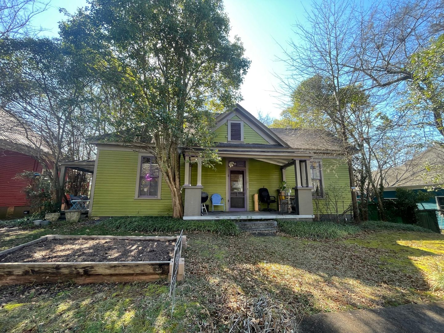 Athens Apartment: 173 Barrow St.