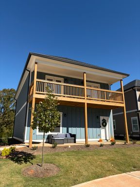 4 Bedroom/4Bath House off of Will Hunter Road! – photo 1