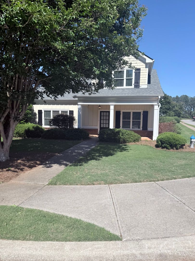 Bogart House: 1051 Fair Hill Drive