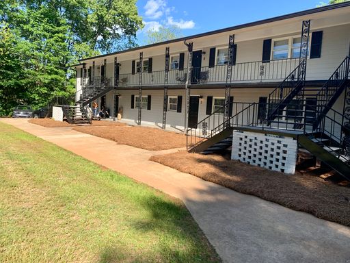 2 Bed 1 Bath Rental at 176 Georgia Ave., Athens, GA – photo 1