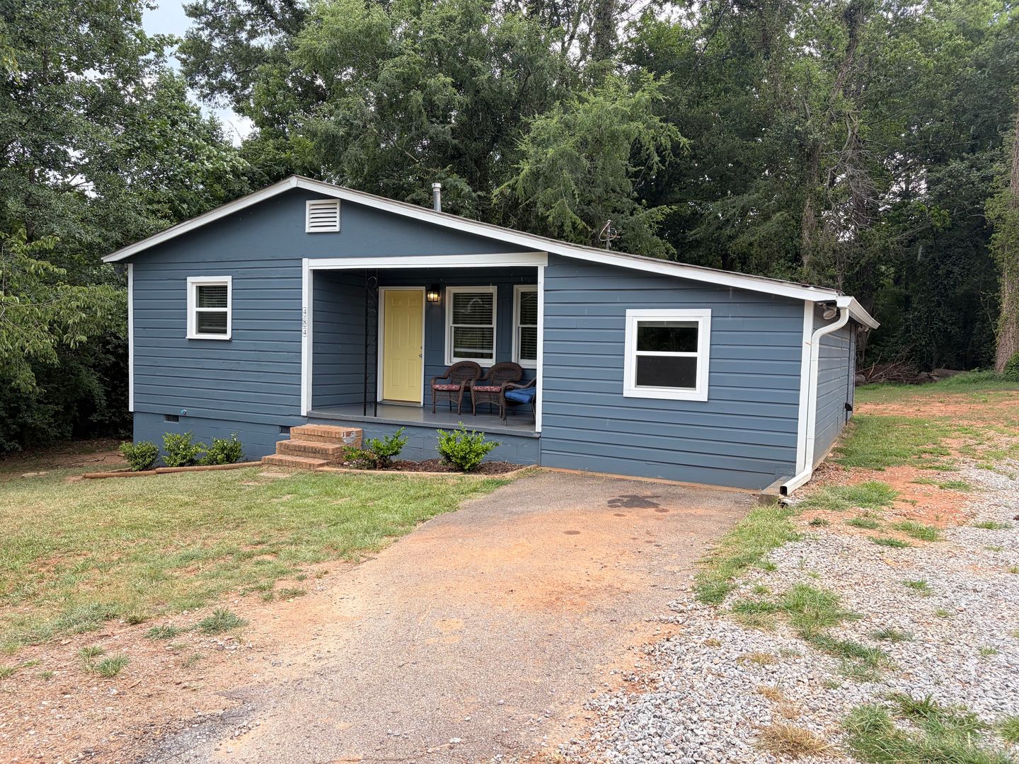 Athens House: 484 Macon Hwy