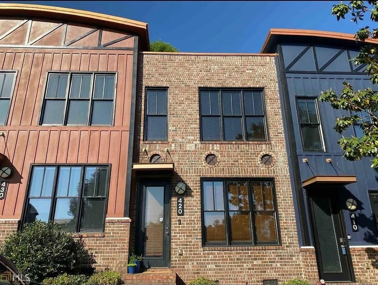 Athens House: 118 Ruth Drive, Unit 420