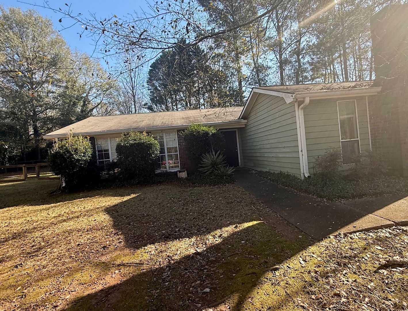 Athens House: 115 Knob Lick Drive