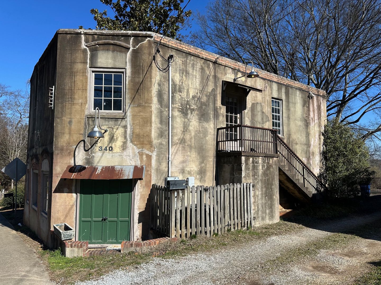 Athens House: 340 Barber St.