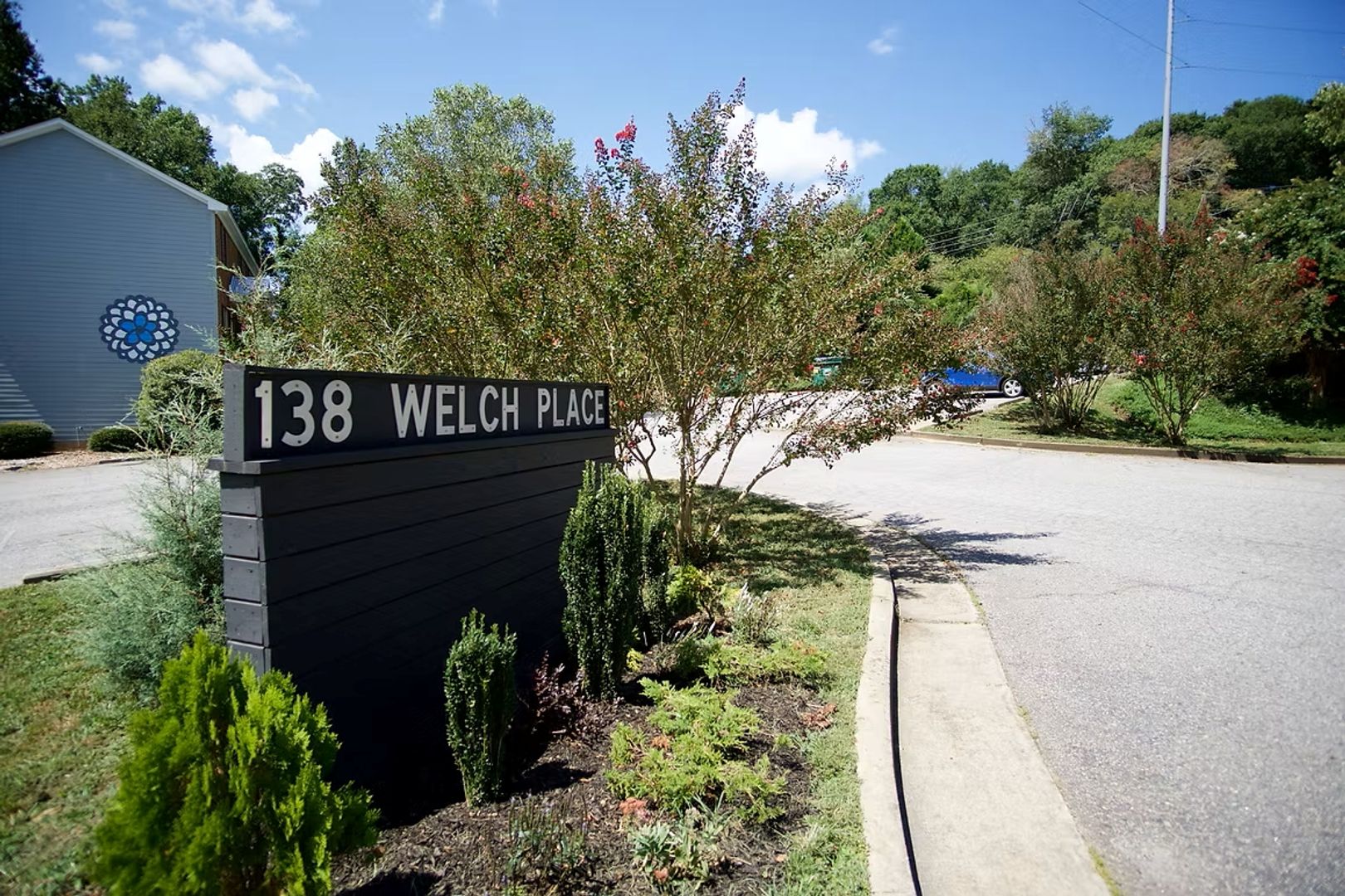 Athens Apartment: 138 Welch Place